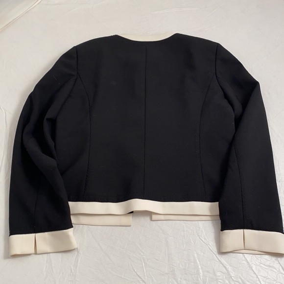 Tory Burch black open blazer with white trim 14 - Picture 12 of 12